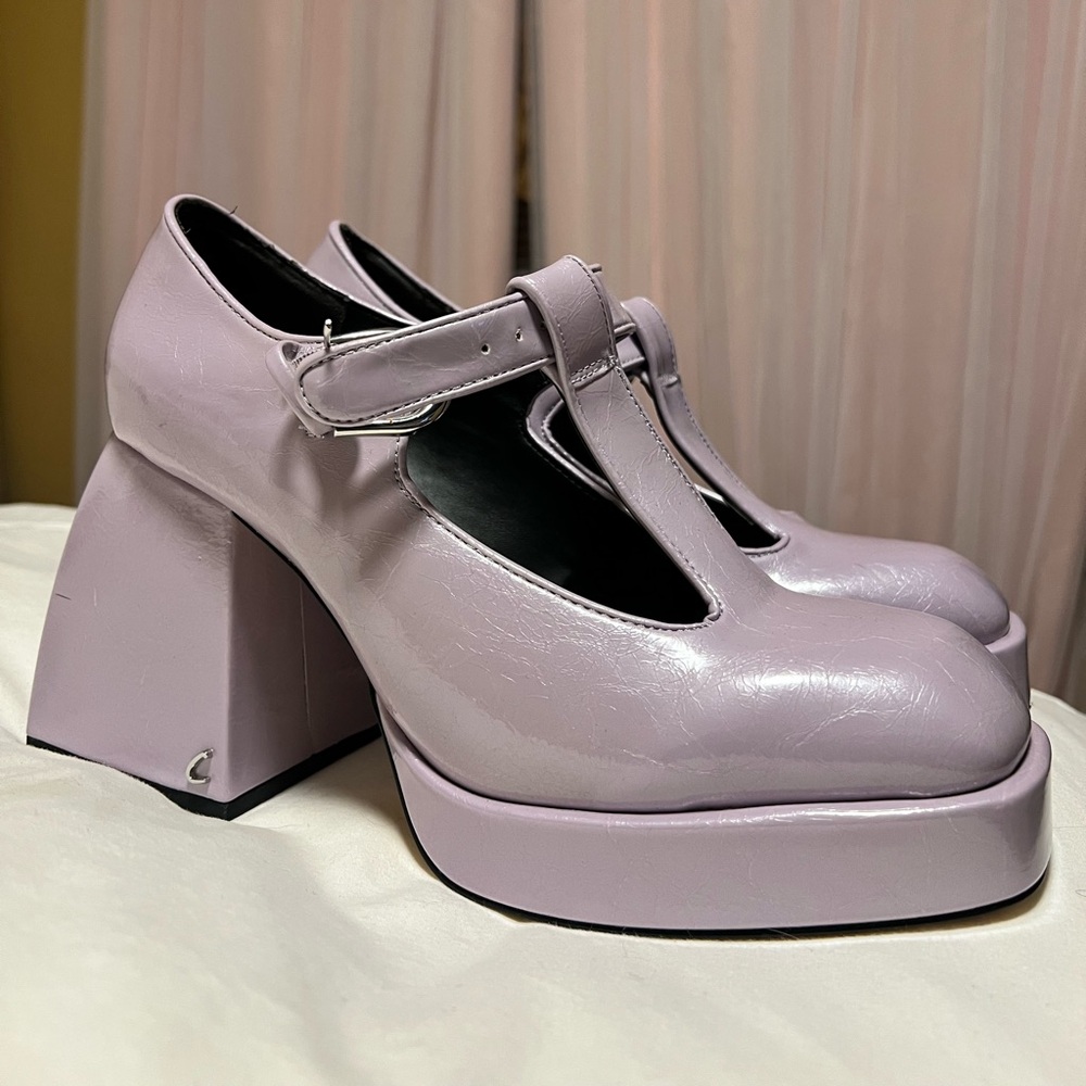 Circus NY by Sam Edelman Kay Women's Pump in Lavender